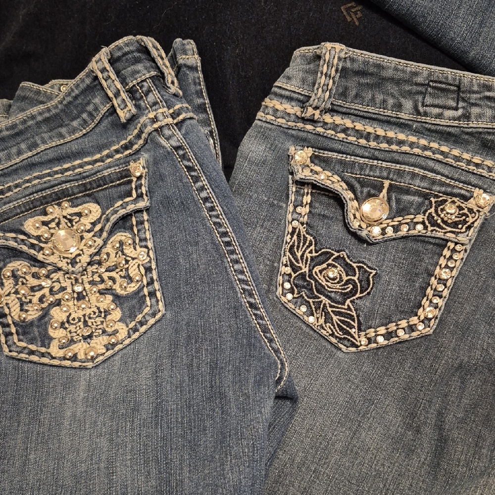 L.A. Idol Blue Jeans with Silver Embellishments